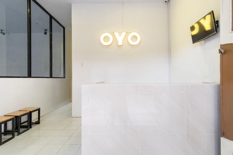 Oyo 835 Metropolitan Home Stay Medan Exterior photo